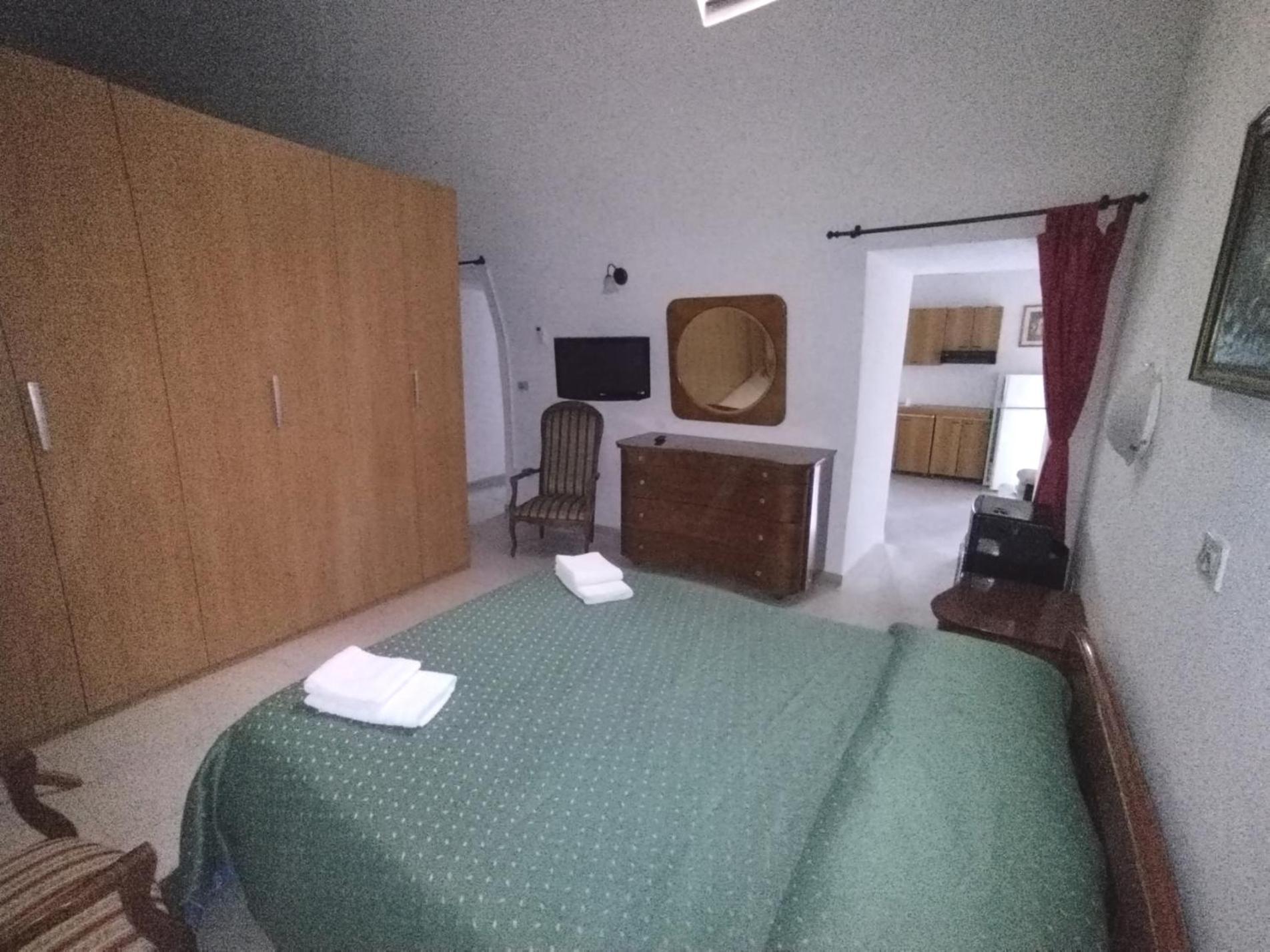 Holiday Residence Казамассима Экстерьер фото
