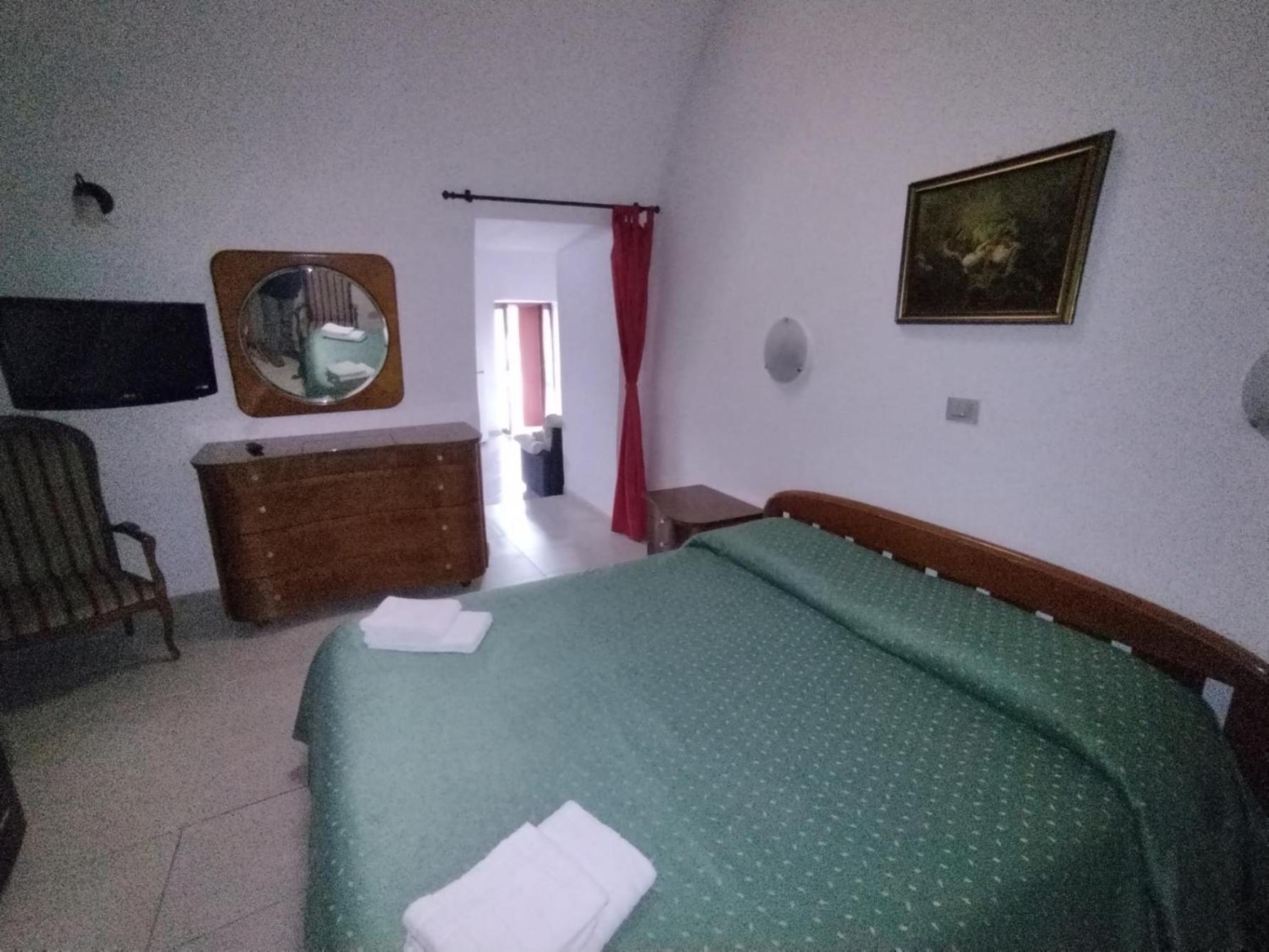 Holiday Residence Казамассима Экстерьер фото